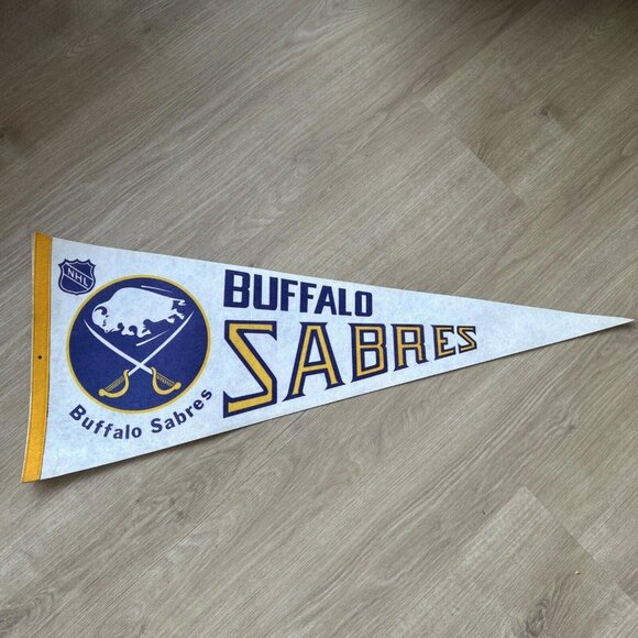Buffalo Sabres - Vintage NHL Felt Pennant 30" Retro Hockey Merch Memorabilia - Picture 1 of 9